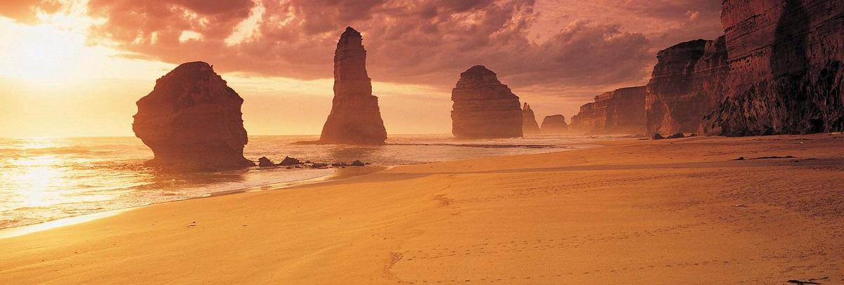 2 Day Melbourne Apostles & Penguins Image 4